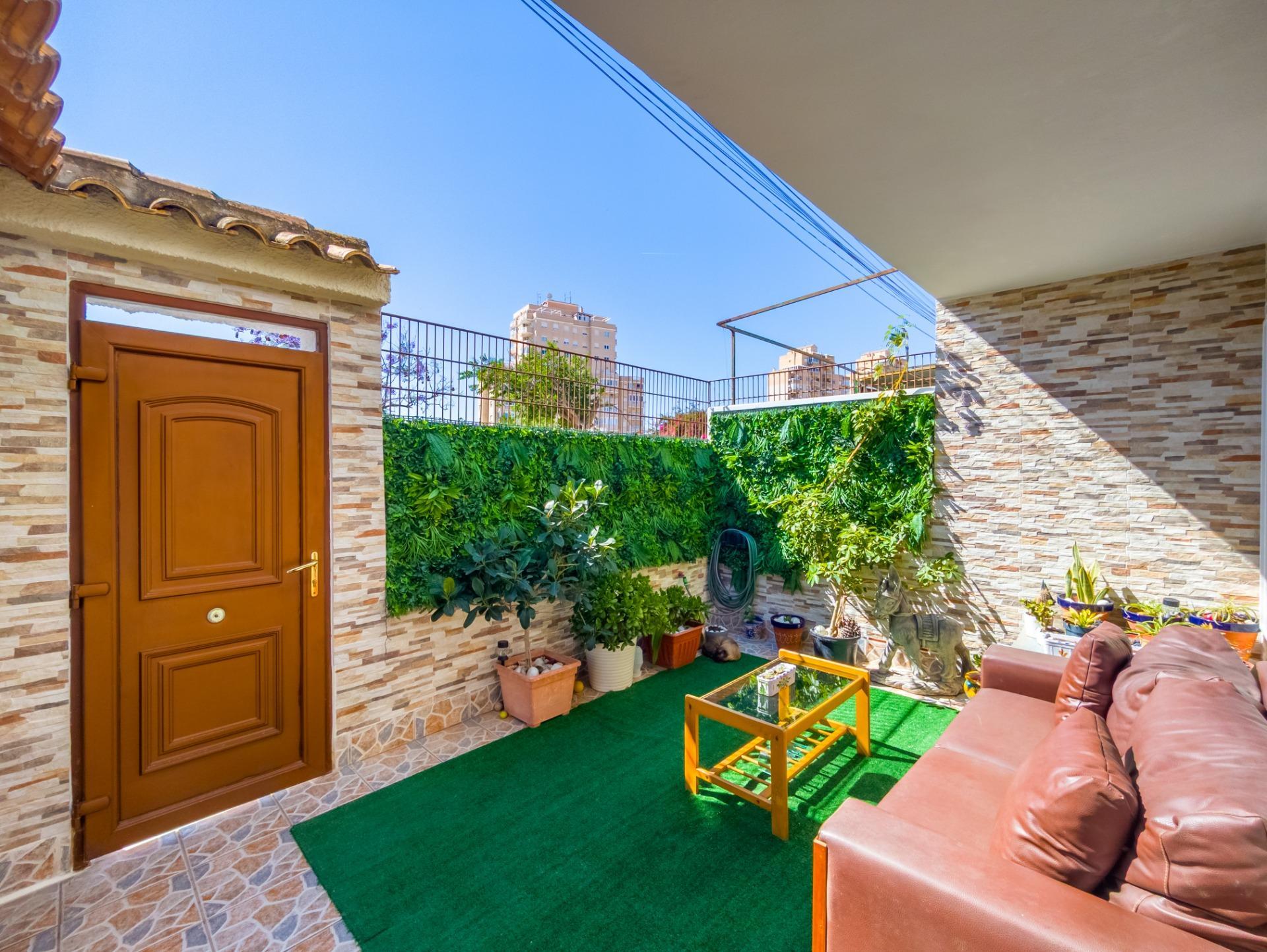 Huis met 3 Slaapkamers in Playa del Cura, Torrevieja - Image 26
