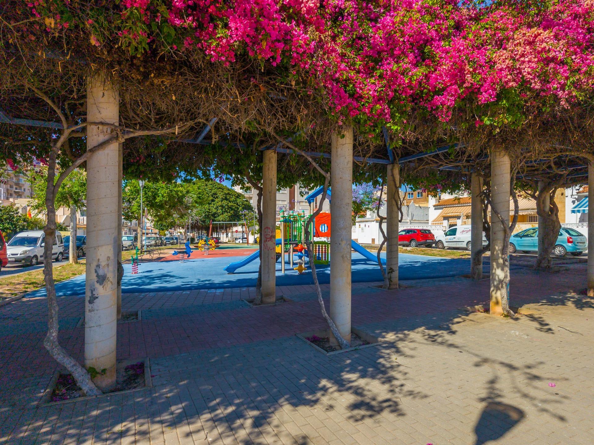 Huis met 3 Slaapkamers in Playa del Cura, Torrevieja - Image 29