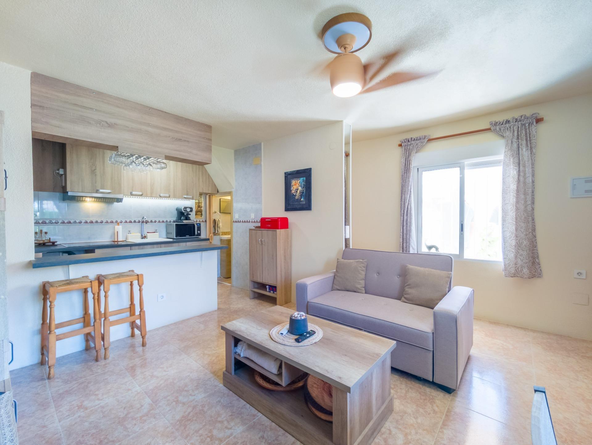 Huis met 3 Slaapkamers in Playa del Cura, Torrevieja - Image 7