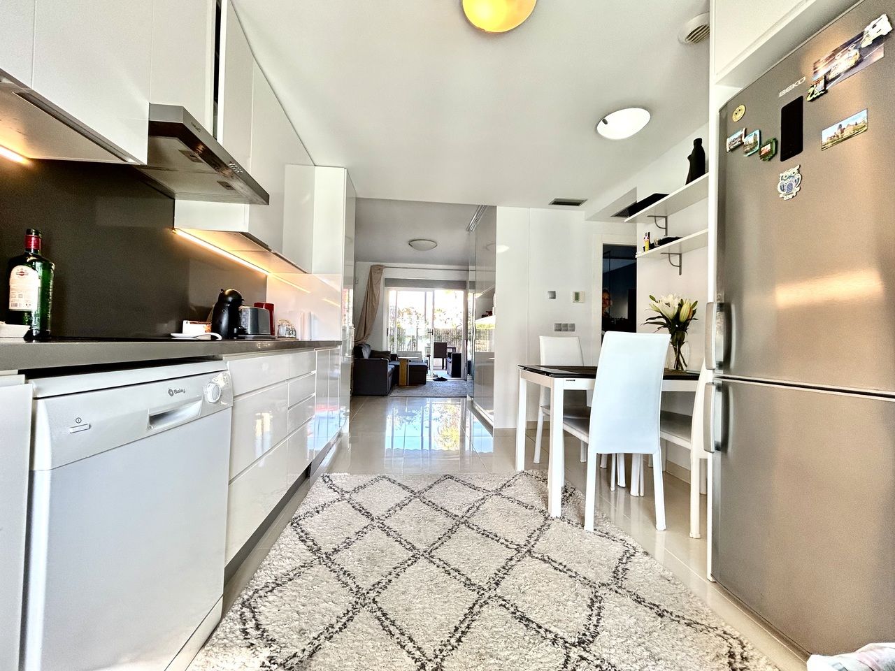 2-Bedroom Apartment in Rocio del Mar, Orihuela Costa - Image 10