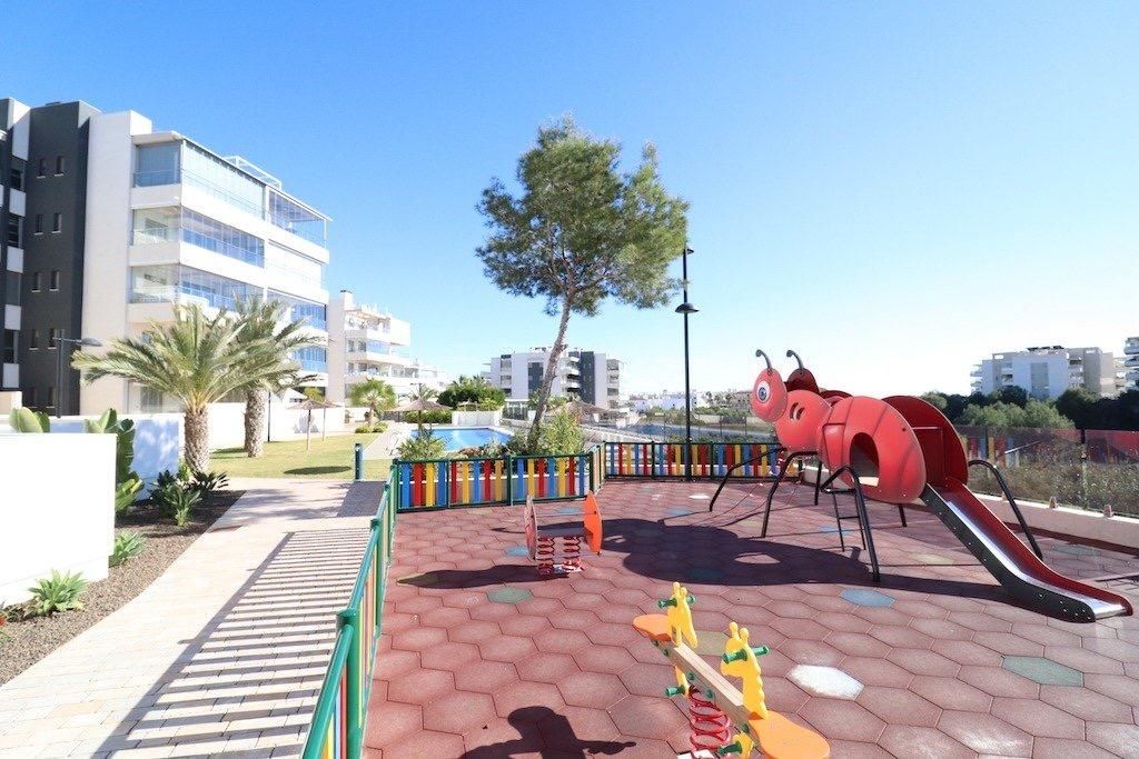 Appartement met 3 Slaapkamers in Los Dolses, Orihuela Costa - Image 28