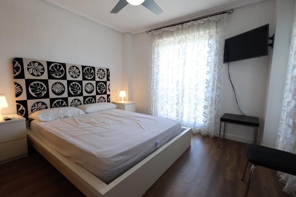 2-Bedroom Penthouse in Pilar de la Horadada - Image 12