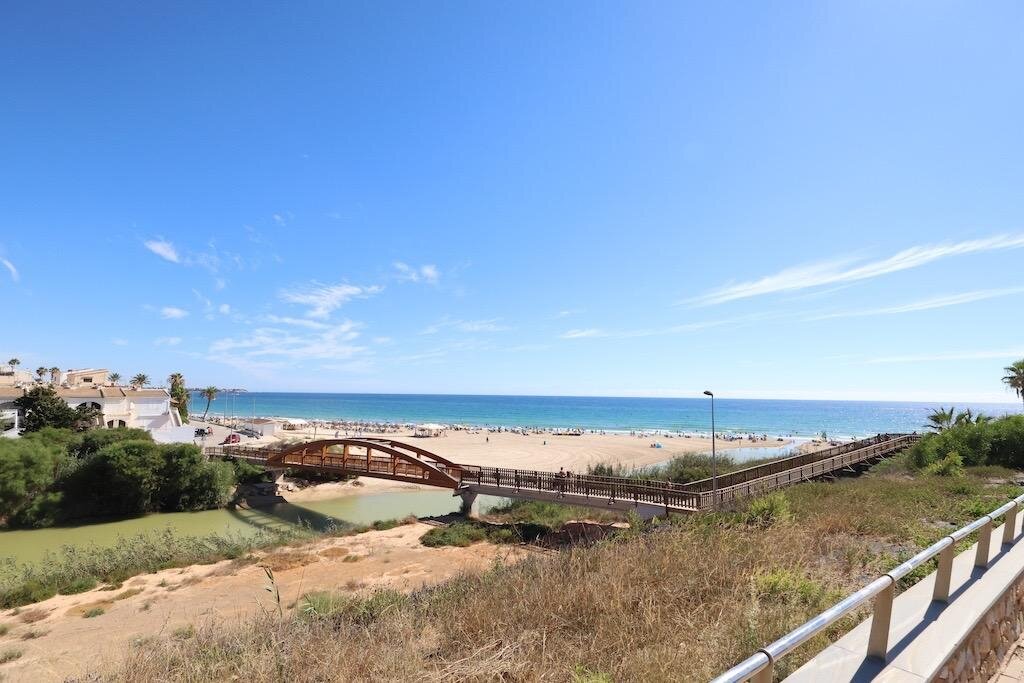 2-Bedroom Penthouse in Pilar de la Horadada - Image 2