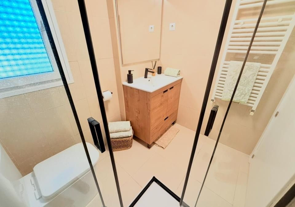 3-Bedroom Apartment in Sucina - Image 29