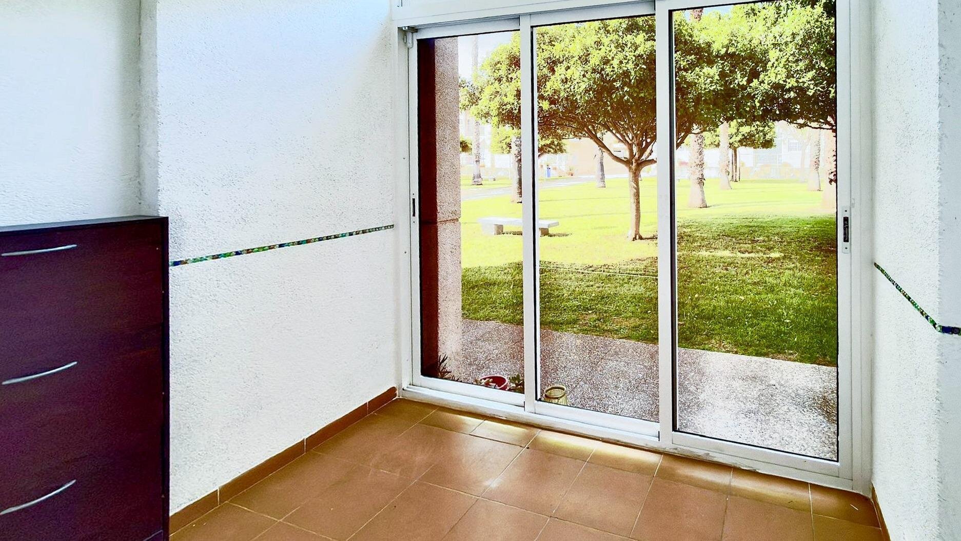 2-Bedroom Semi-detached house in Aguas Nuevas, Torrevieja - Image 13