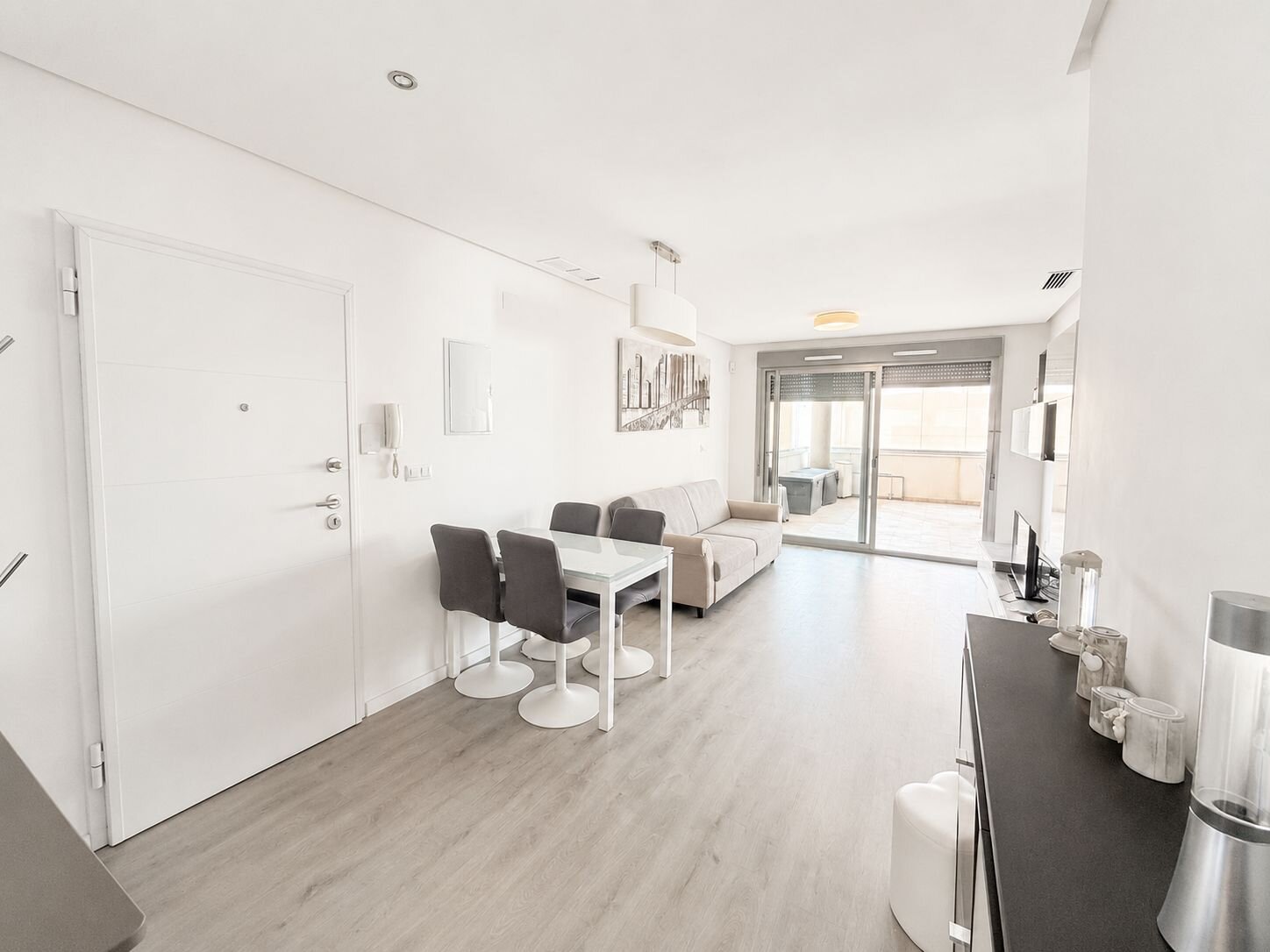 2-Bedroom Apartment in Lomas de Cabo Roig-los Dolses, Orihuela Costa - Image 4
