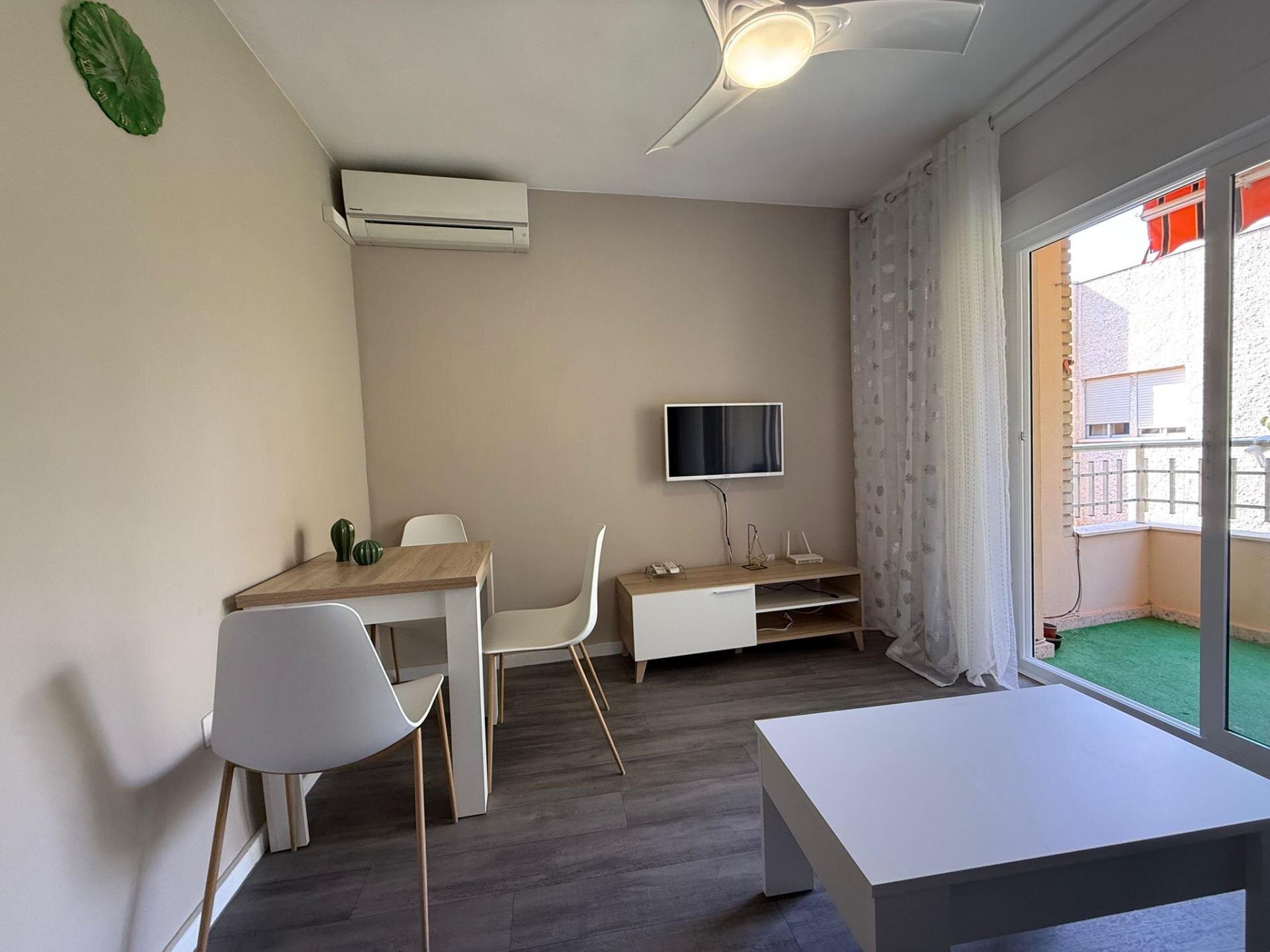 2-Bedroom Penthouse in Villananitos, San Pedro del Pinatar - Image 11