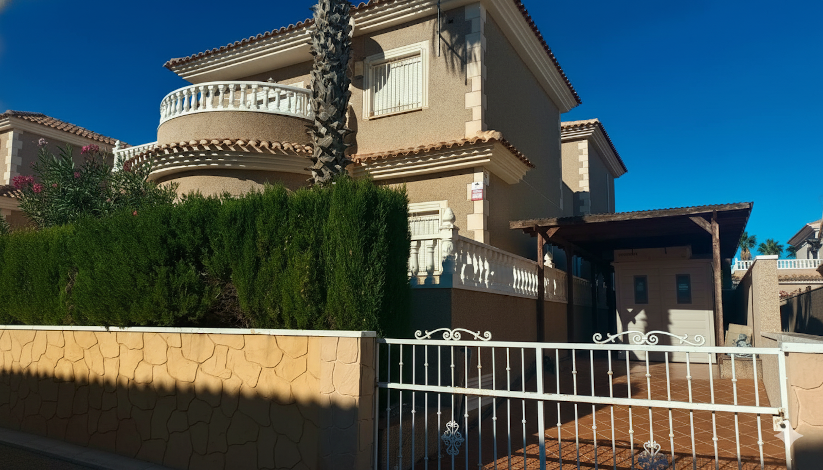 Villa de 4 Chambres à Centro, Torrevieja - Image 2