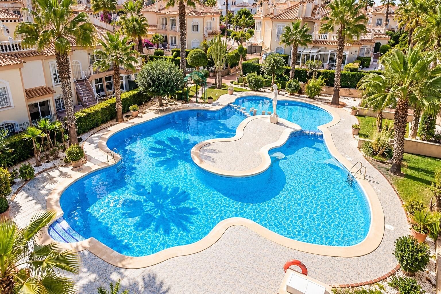 2-Bedroom Apartment in La Siesta, Torrevieja - Image 8