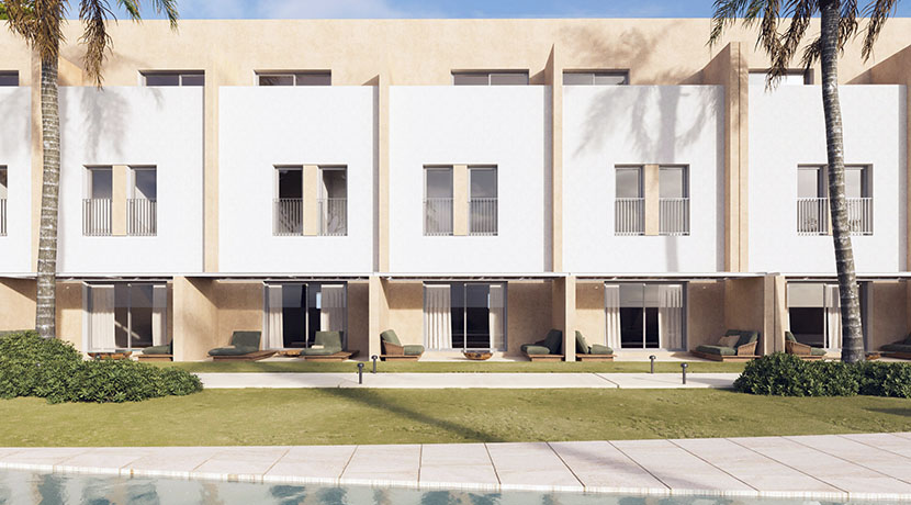 3-Bedroom Townhouse in Denia - Image 14