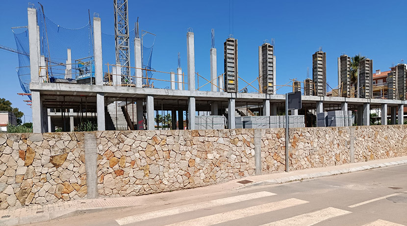 3-Bedroom Townhouse in Denia - Image 19