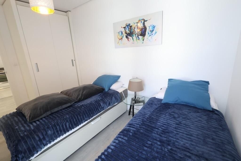 2-Bedroom Apartment in Los Dolses, Orihuela Costa - Image 10