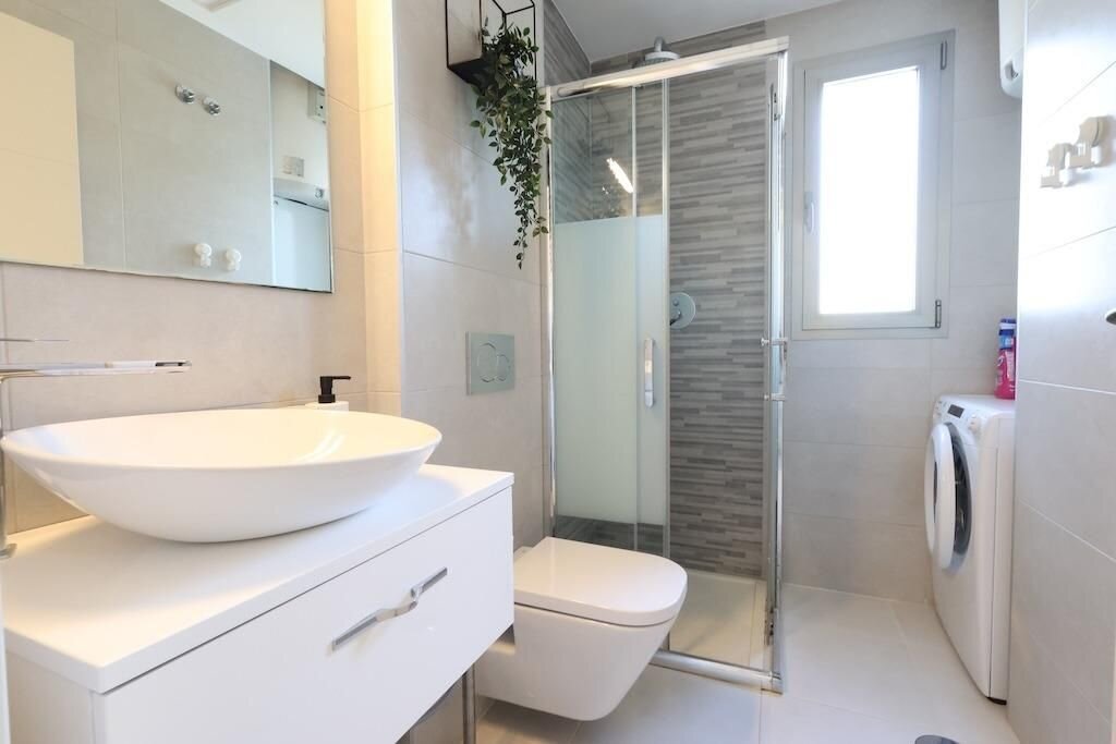 2-Bedroom Apartment in Los Dolses, Orihuela Costa - Image 11