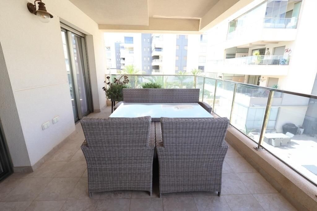 2-Bedroom Apartment in Los Dolses, Orihuela Costa - Image 16