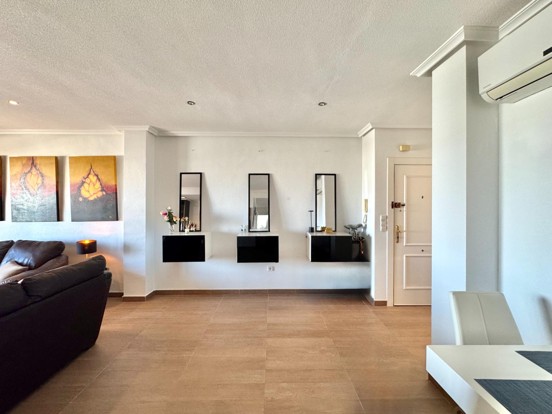 2-Bedroom Apartment in Villamartín-las Filipinas, Orihuela Costa - Image 18