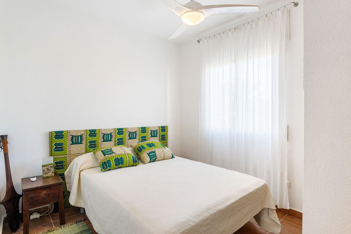 Tussenwoning met 3 Slaapkamers in Orihuela Costa | Sunny... - Image 14