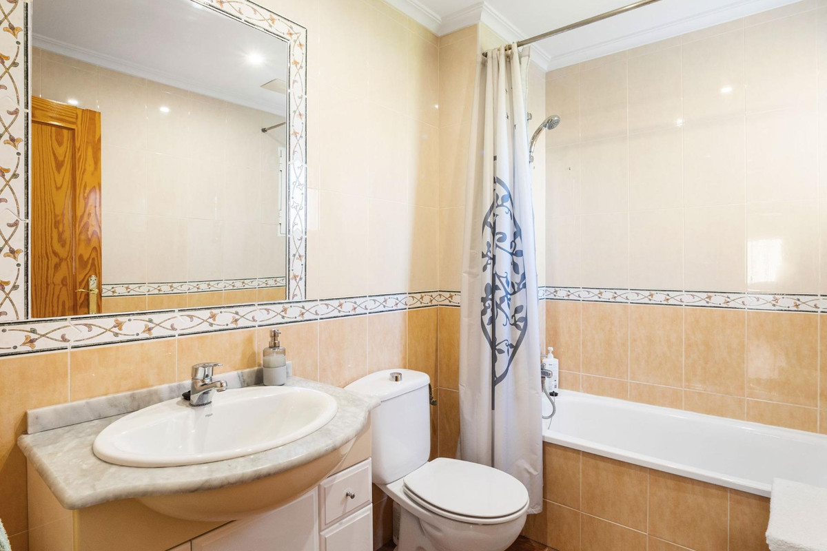 Tussenwoning met 3 Slaapkamers in Orihuela Costa | Sunny... - Image 15