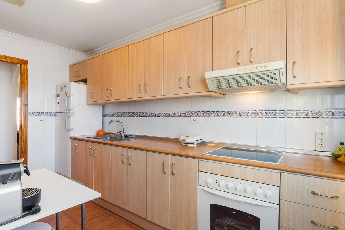 Tussenwoning met 3 Slaapkamers in Orihuela Costa | Sunny... - Image 5