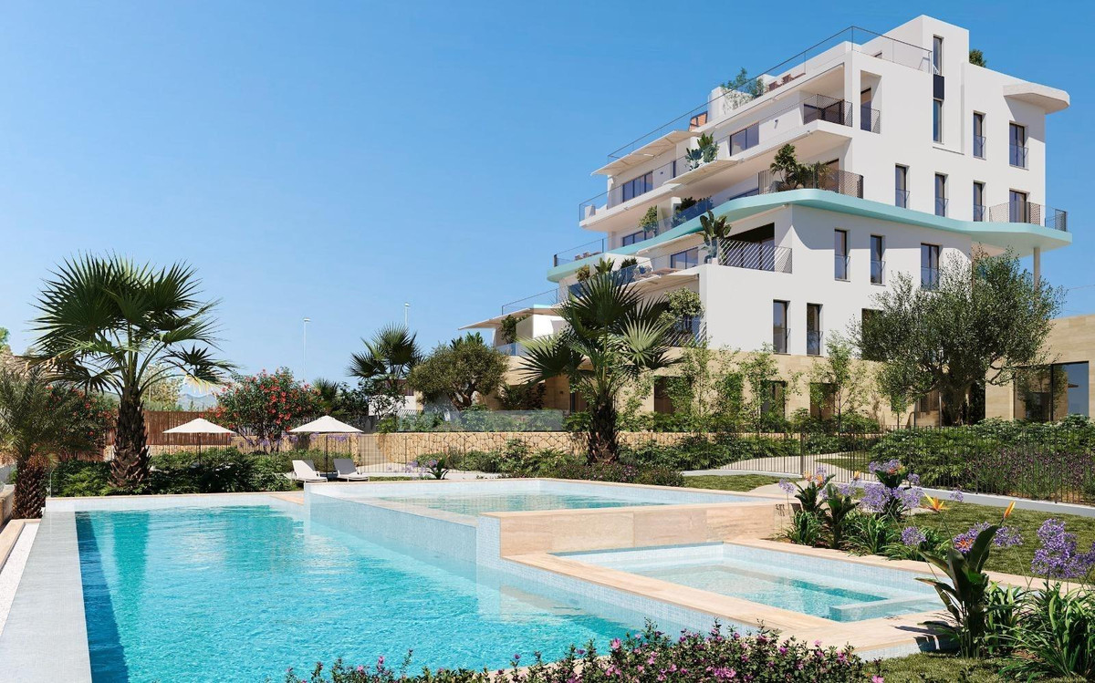 3-Bedroom Middle Floor Apartment in  Villajoyosa | Sunny ... - Image 5