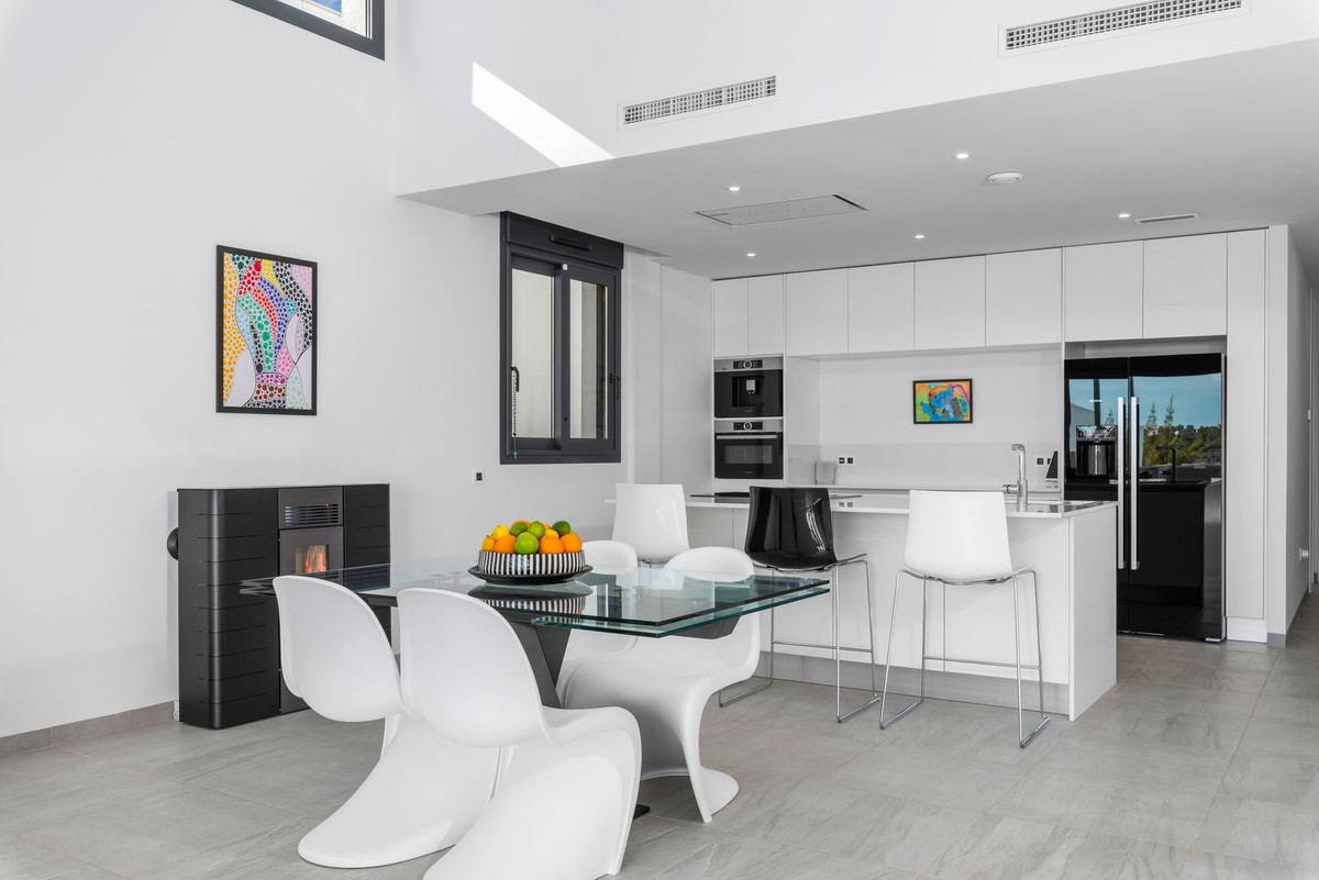 Villa individuelle de 4 Chambres à, San Miguel de Salinas... - Image 12