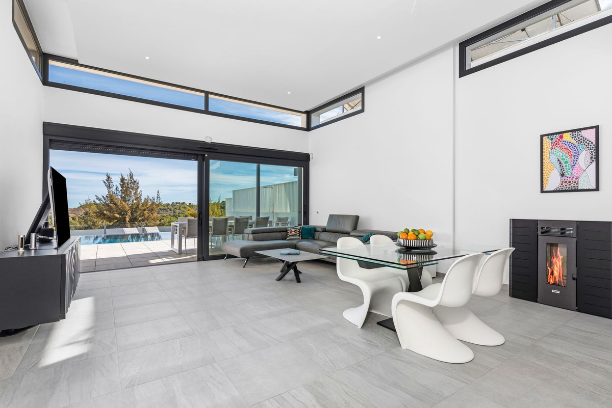 Villa individuelle de 4 Chambres à, San Miguel de Salinas... - Image 7