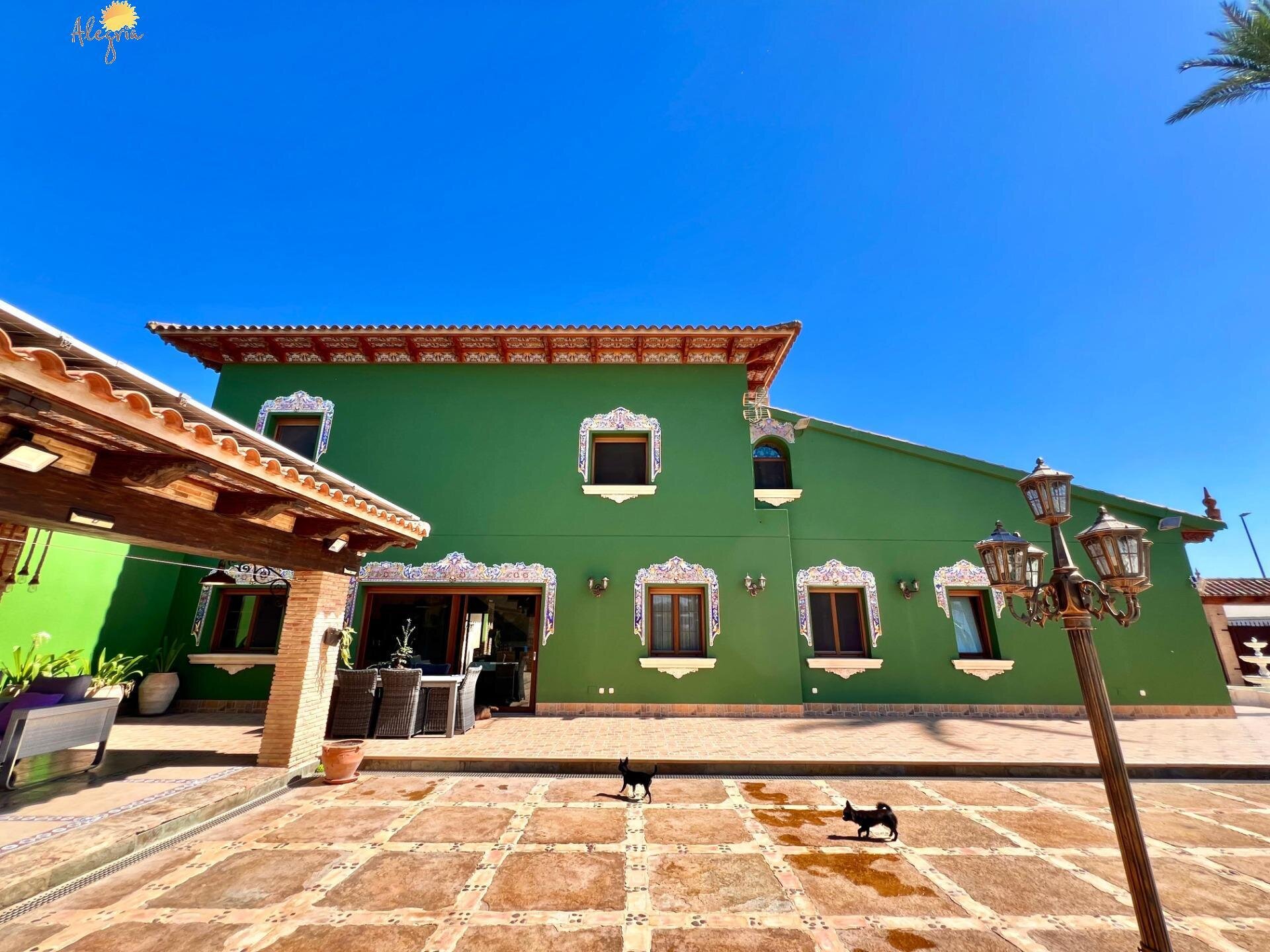 4-Bedroom Villa in Comunidad Valenciana, Almoradi - Image 23