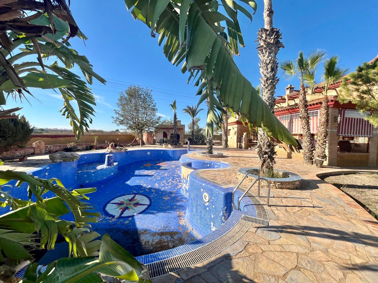 4-Bedroom Villa in Lo Marabú, Rojales - Image 10