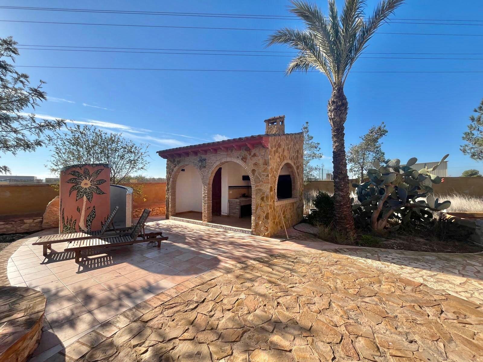 4-Bedroom Villa in Lo Marabú, Rojales - Image 14