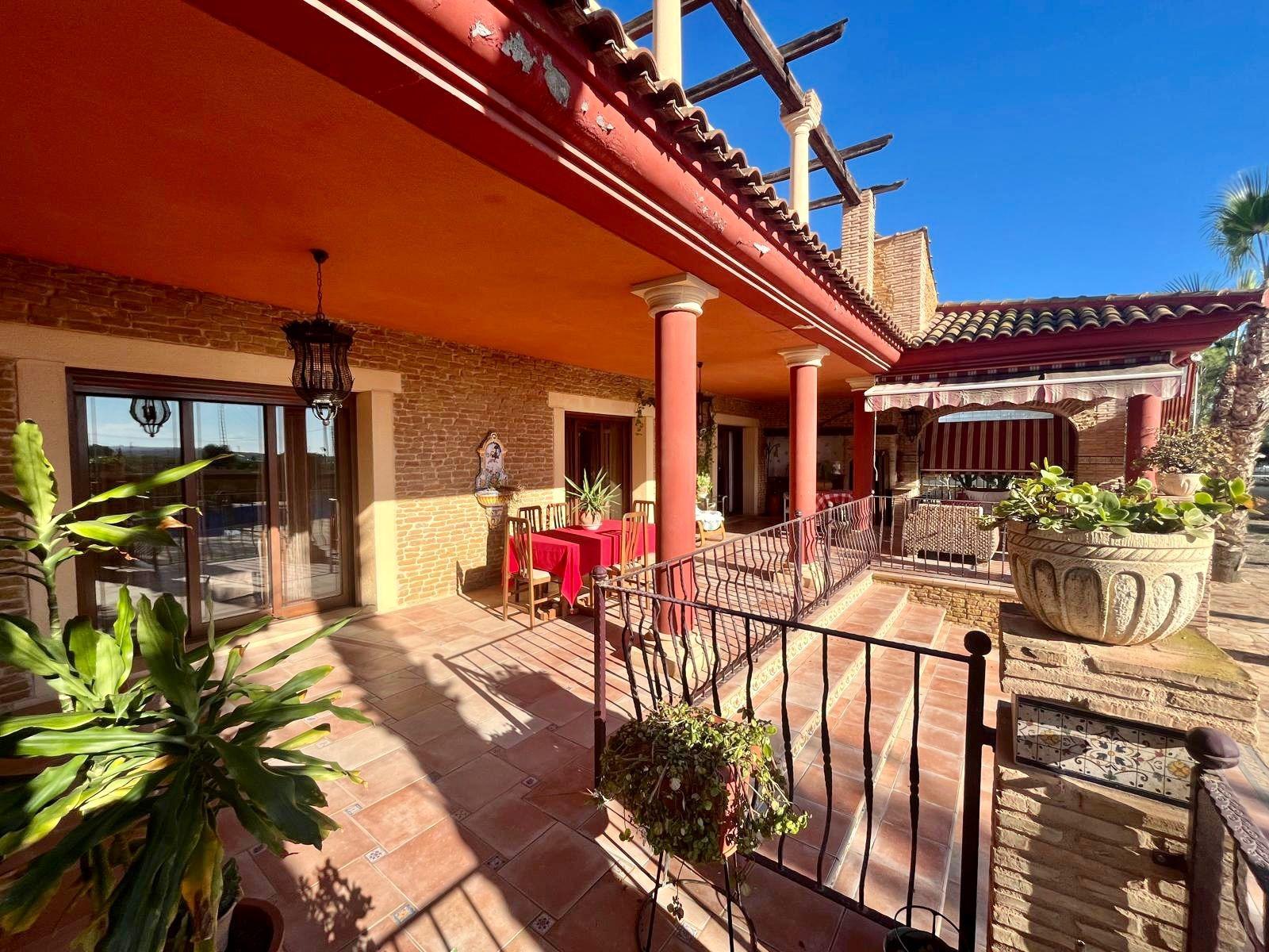 4-Bedroom Villa in Lo Marabú, Rojales - Image 16