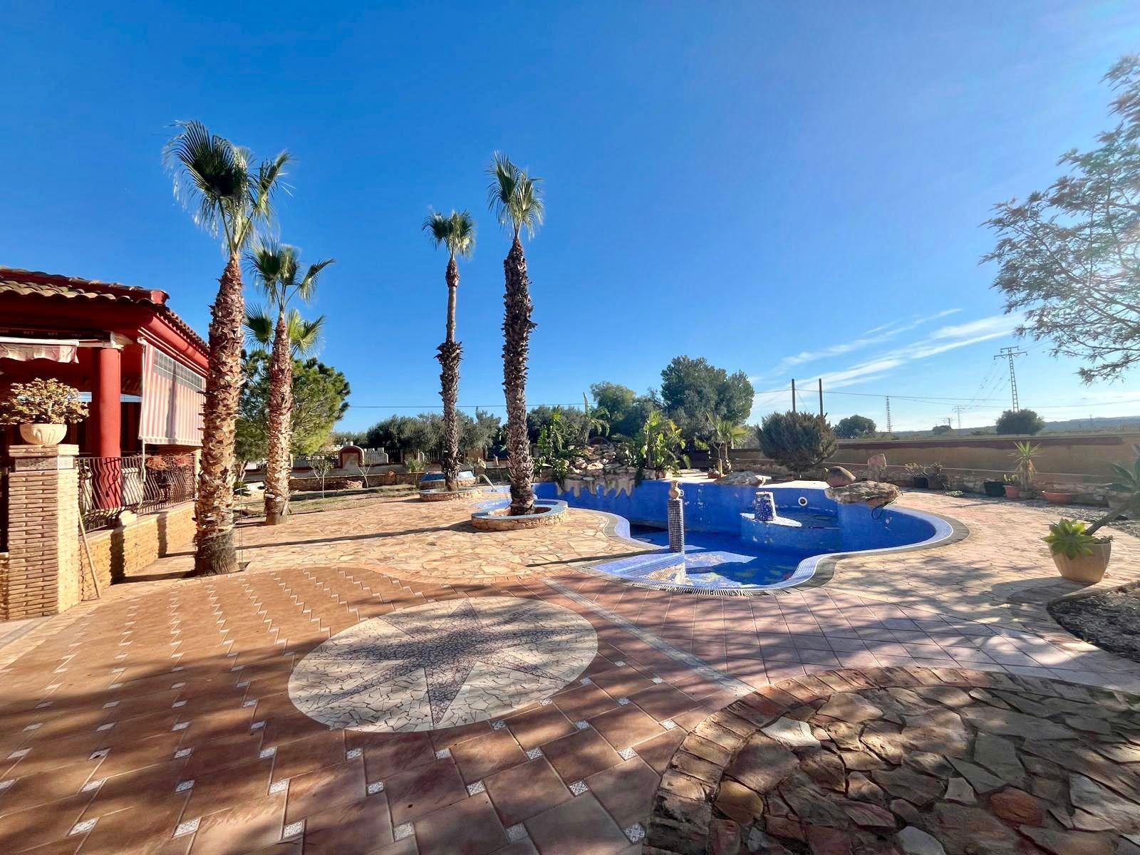 4-Bedroom Villa in Lo Marabú, Rojales - Image 9