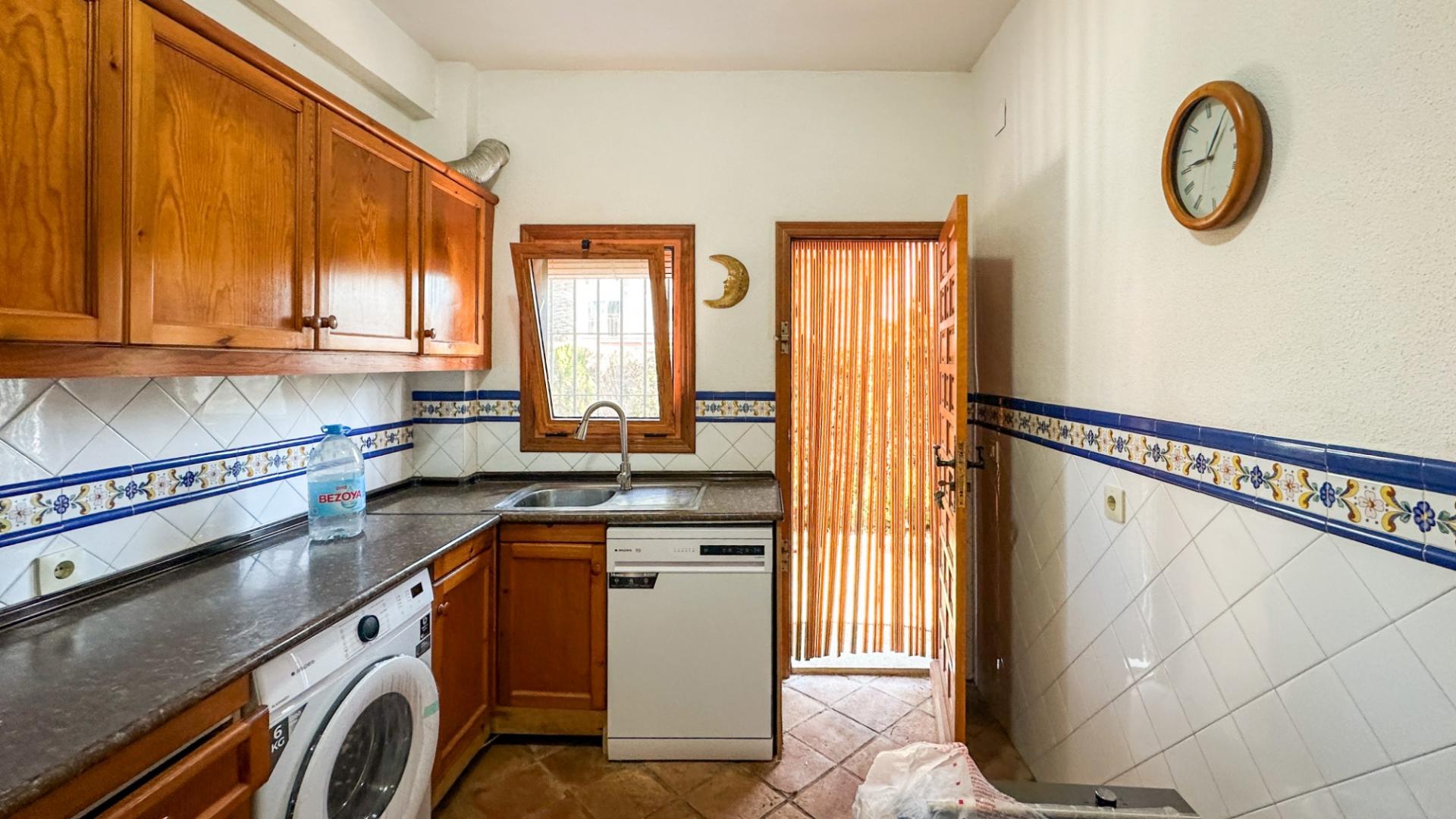 4-Bedroom Villa in Costa Blanca, Cabo Roig - Image 15