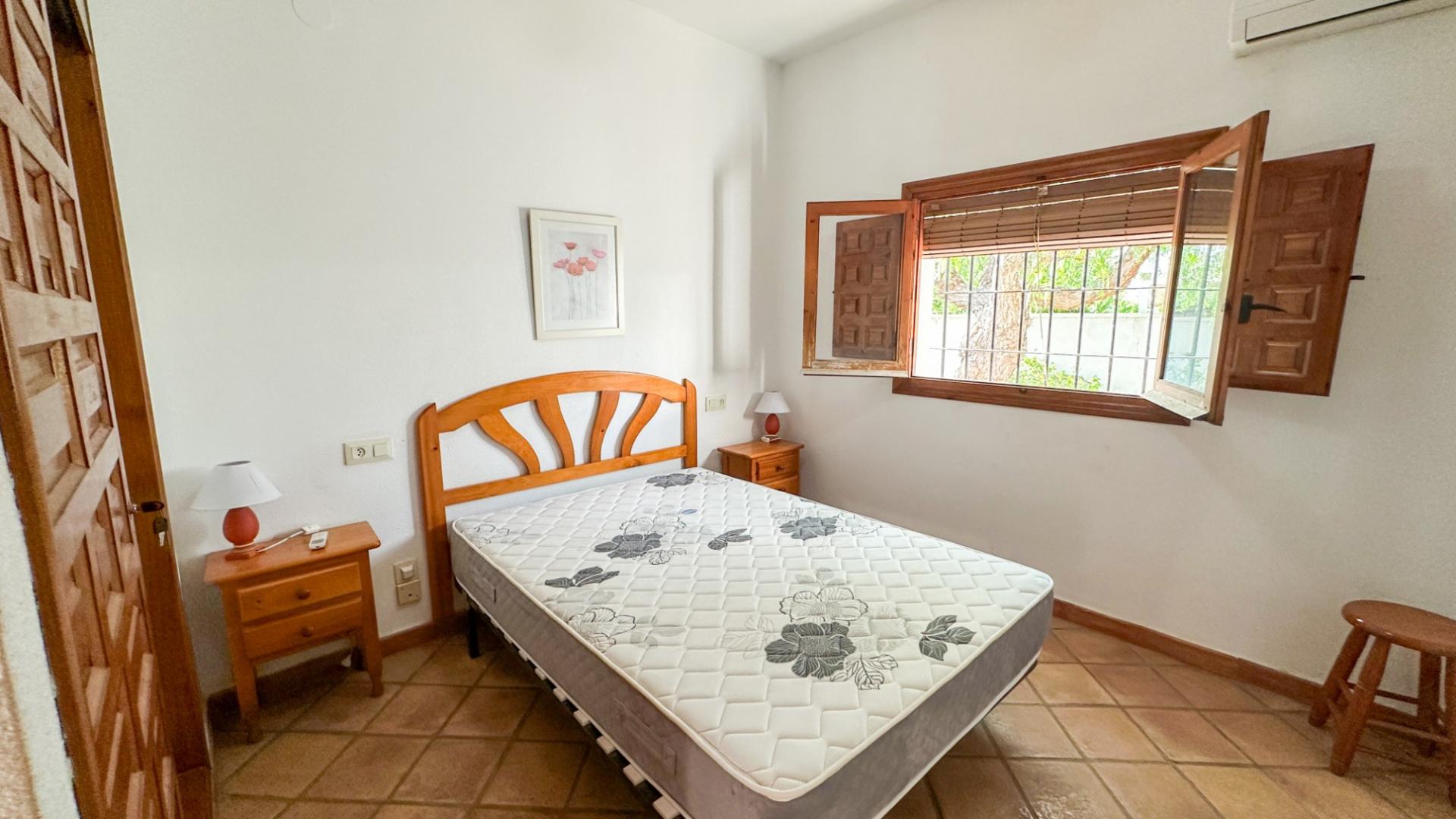 4-Bedroom Villa in Costa Blanca, Cabo Roig - Image 18