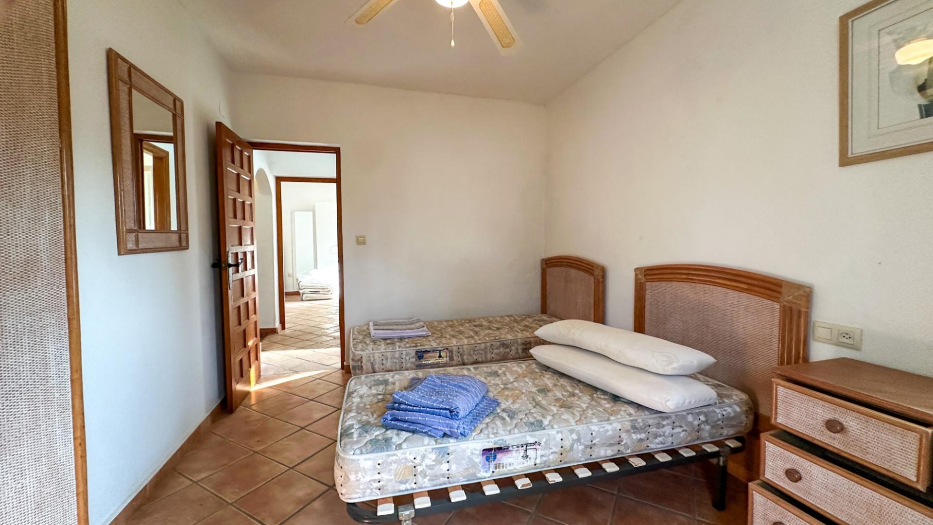 4-Bedroom Villa in Costa Blanca, Cabo Roig - Image 29