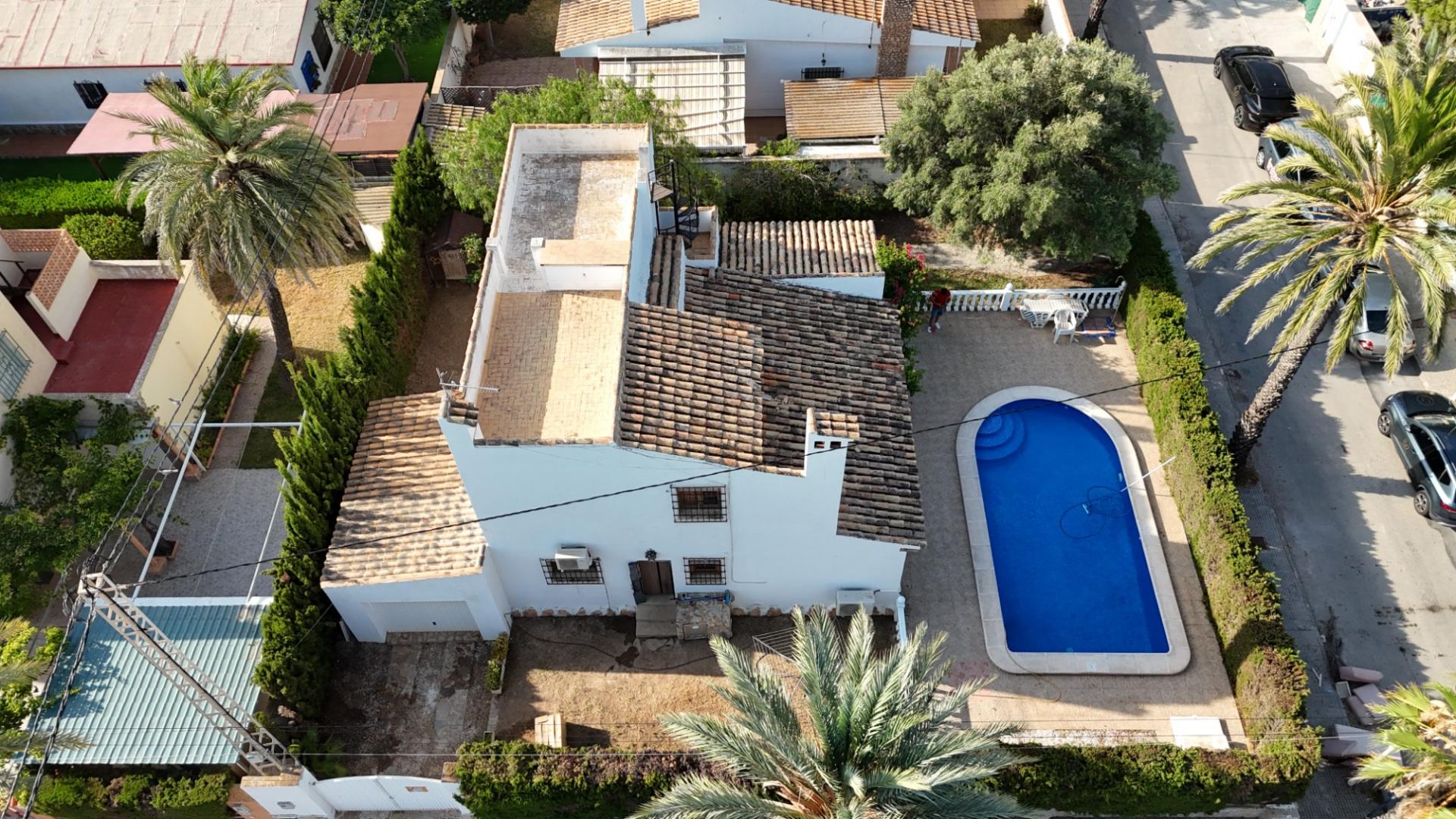 4-Bedroom Villa in Costa Blanca, Cabo Roig - Image 3