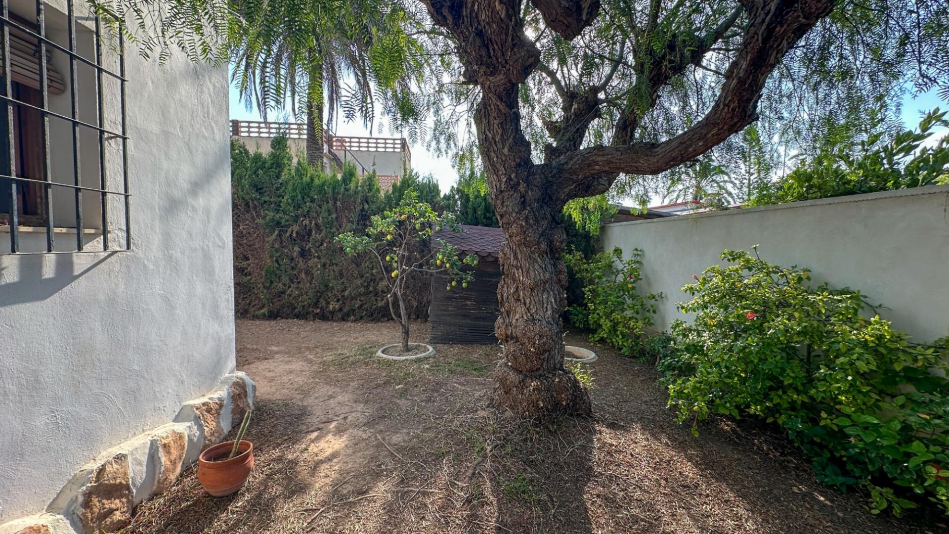 4-Bedroom Villa in Costa Blanca, Cabo Roig - Image 39