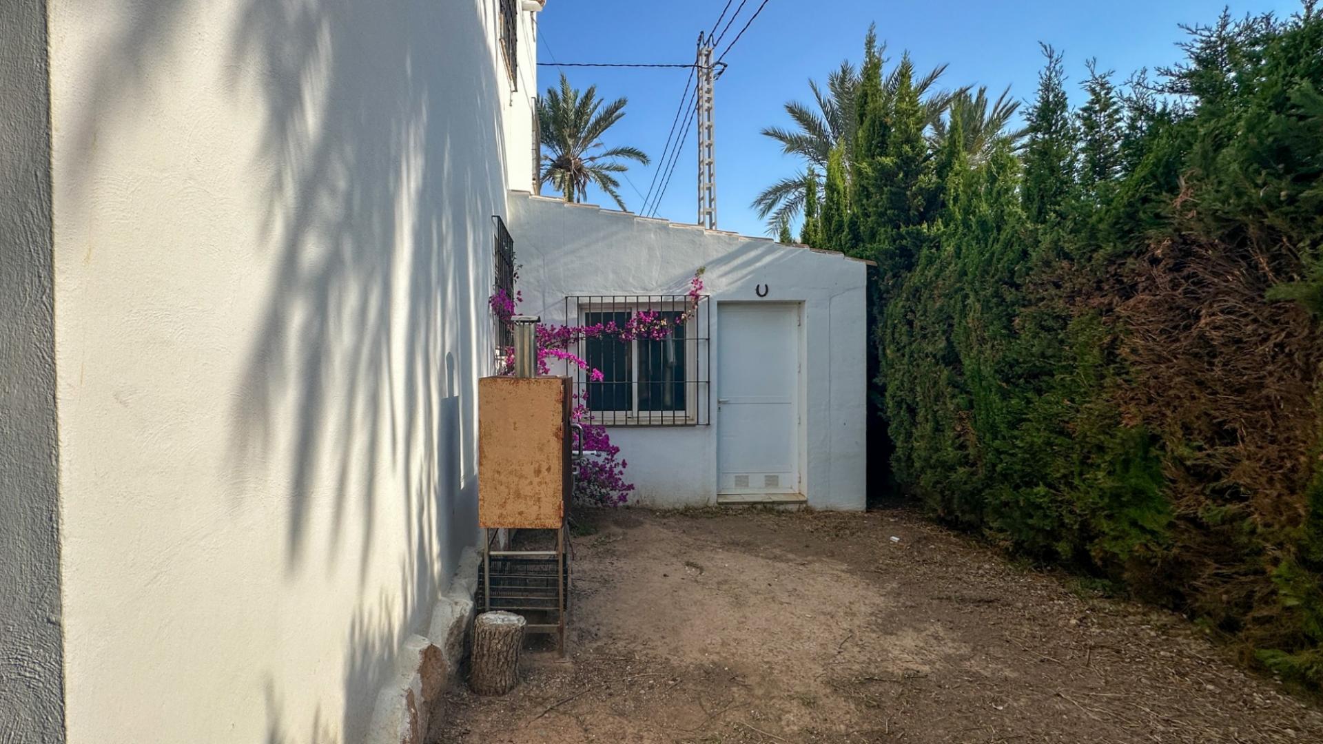 4-Bedroom Villa in Costa Blanca, Cabo Roig - Image 41