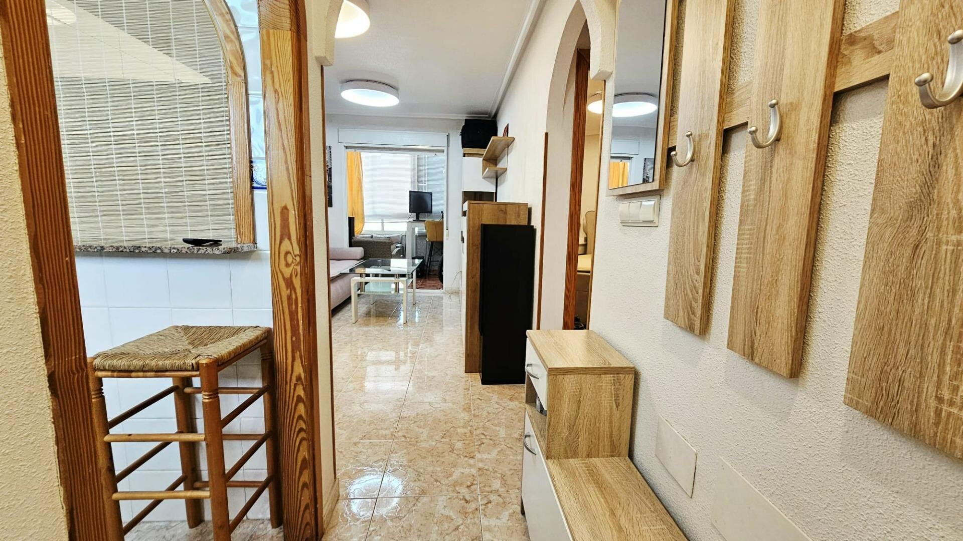 2-Bedroom Apartment in Playa del Cura, Torrevieja - Image 10