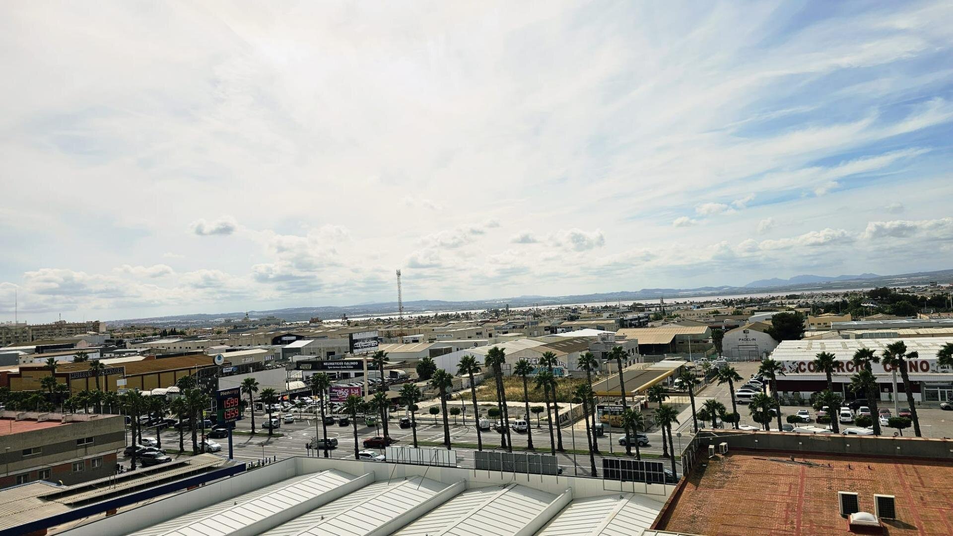 2-Bedroom Apartment in Playa del Cura, Torrevieja - Image 28