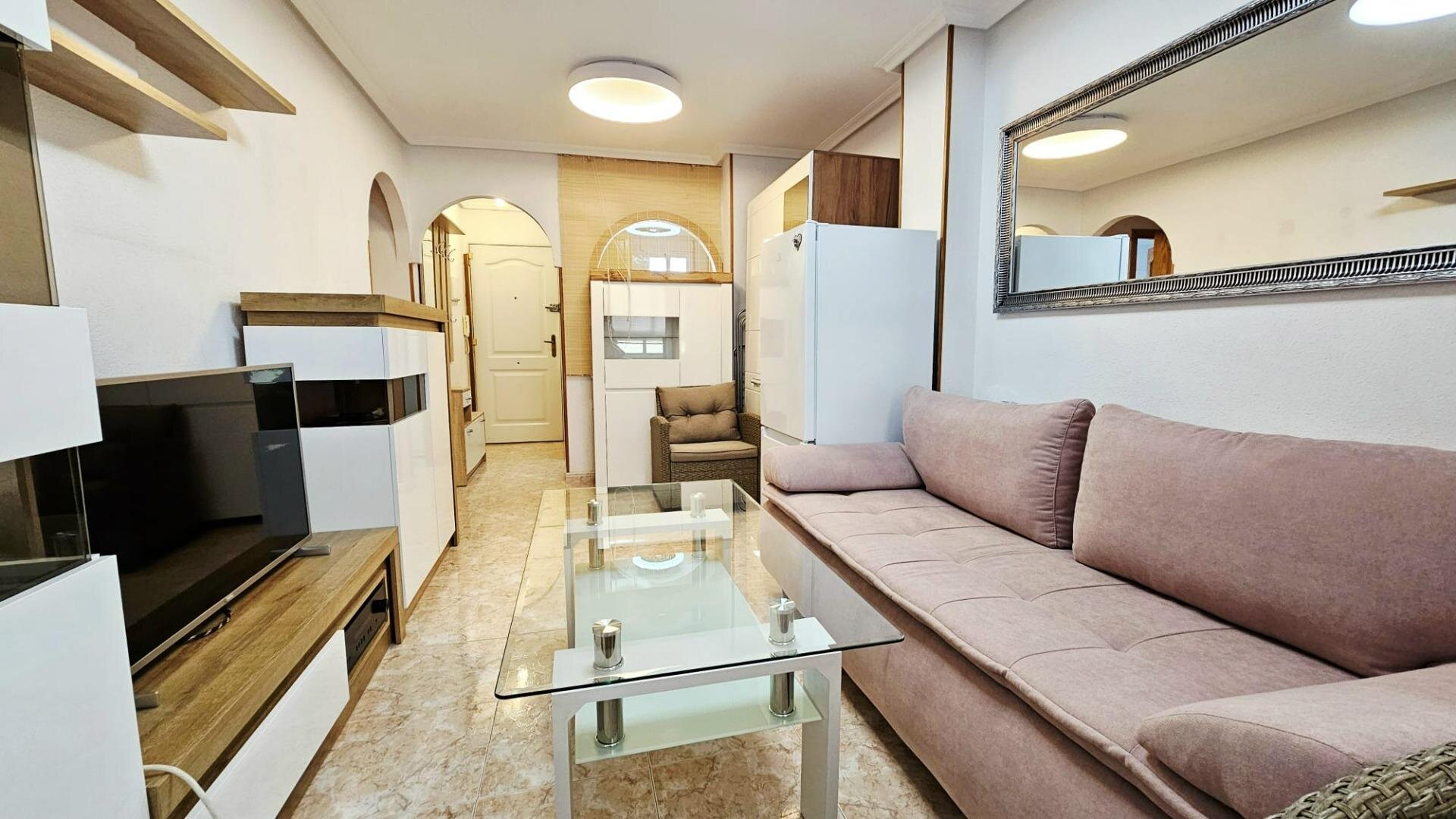 2-Bedroom Apartment in Playa del Cura, Torrevieja - Image 4