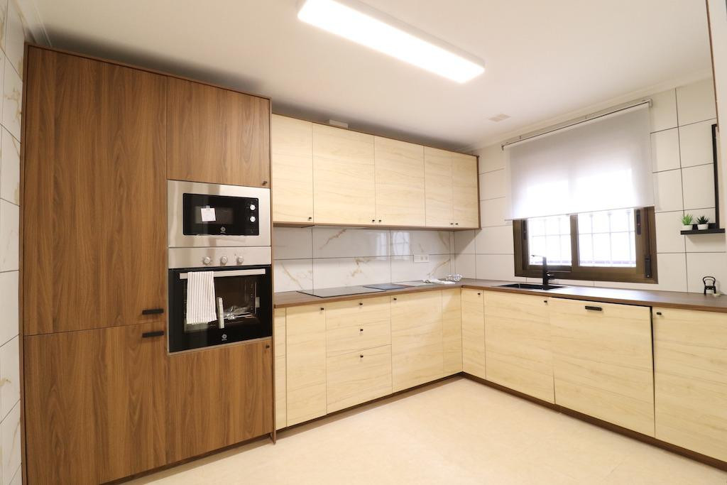 3-Bedroom Townhouse in  San Miguel de Salinas | Sunny Cas... - Image 4