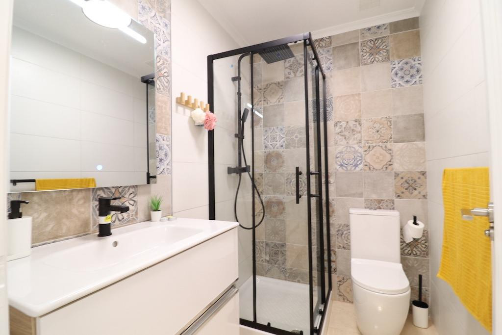 3-Bedroom Townhouse in  San Miguel de Salinas | Sunny Cas... - Image 8