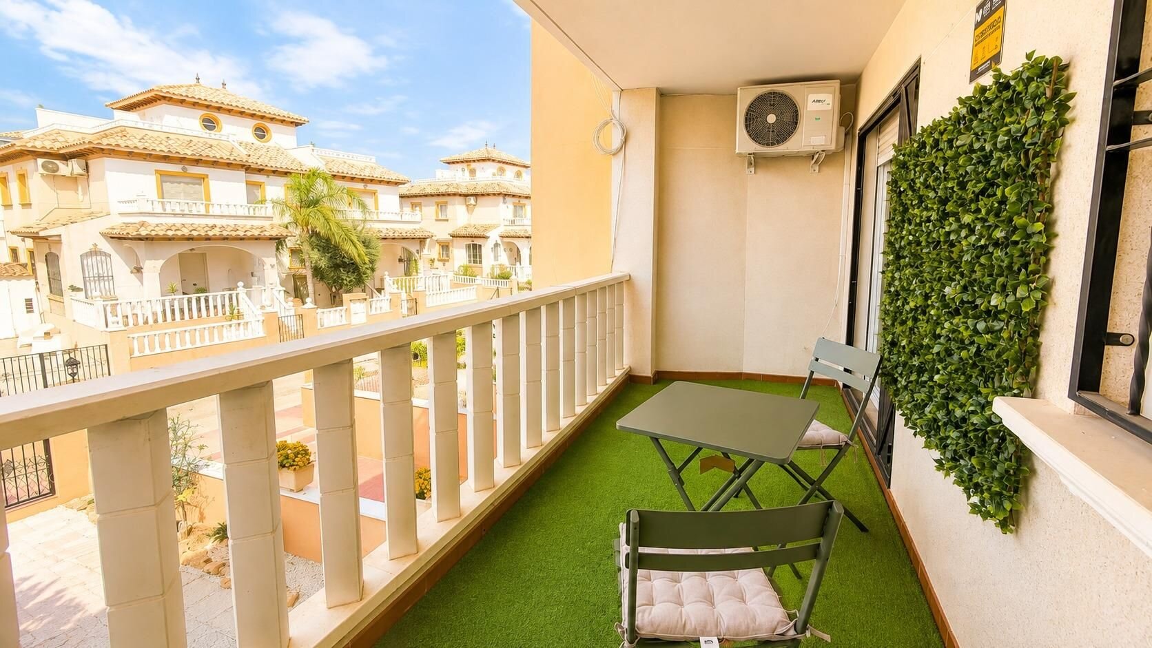 2-Bedroom Apartment in Lomas de Cabo Roig, Orihuela Costa - Image 15