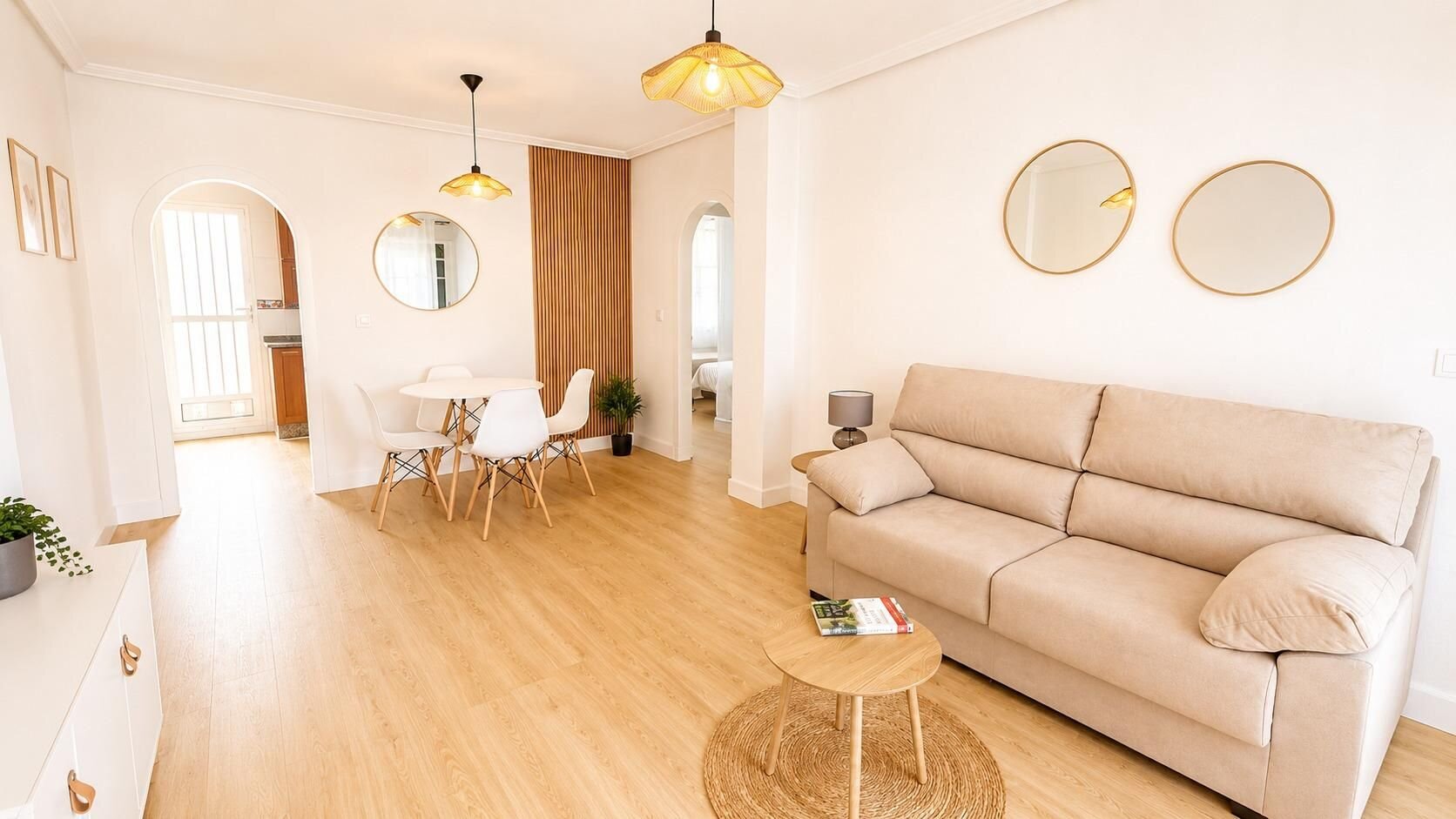2-Bedroom Apartment in Lomas de Cabo Roig, Orihuela Costa - Image 3