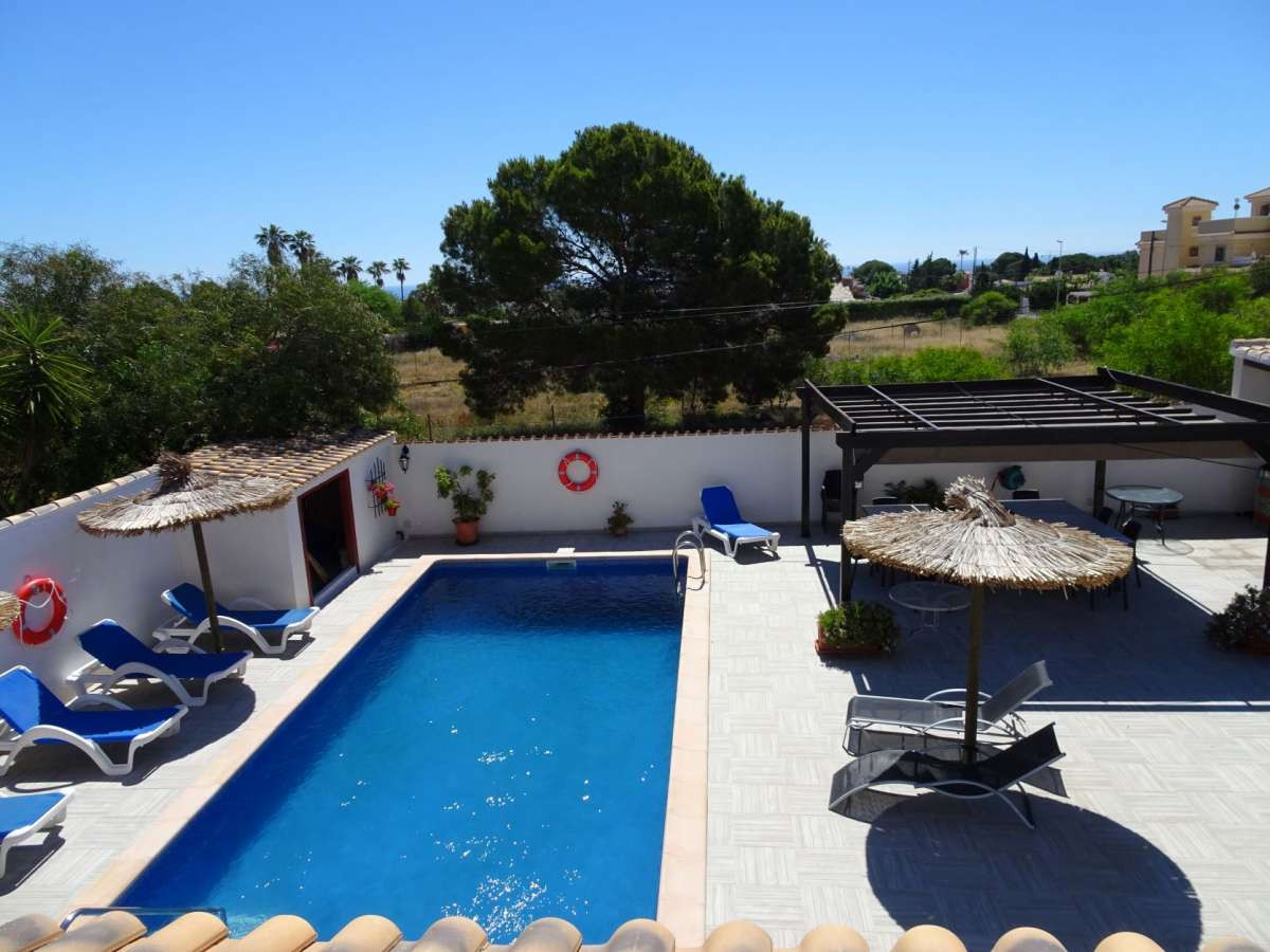 9-Bedroom Detached House in Lomas de Cabo Roig, Orihuela ... - Image 11