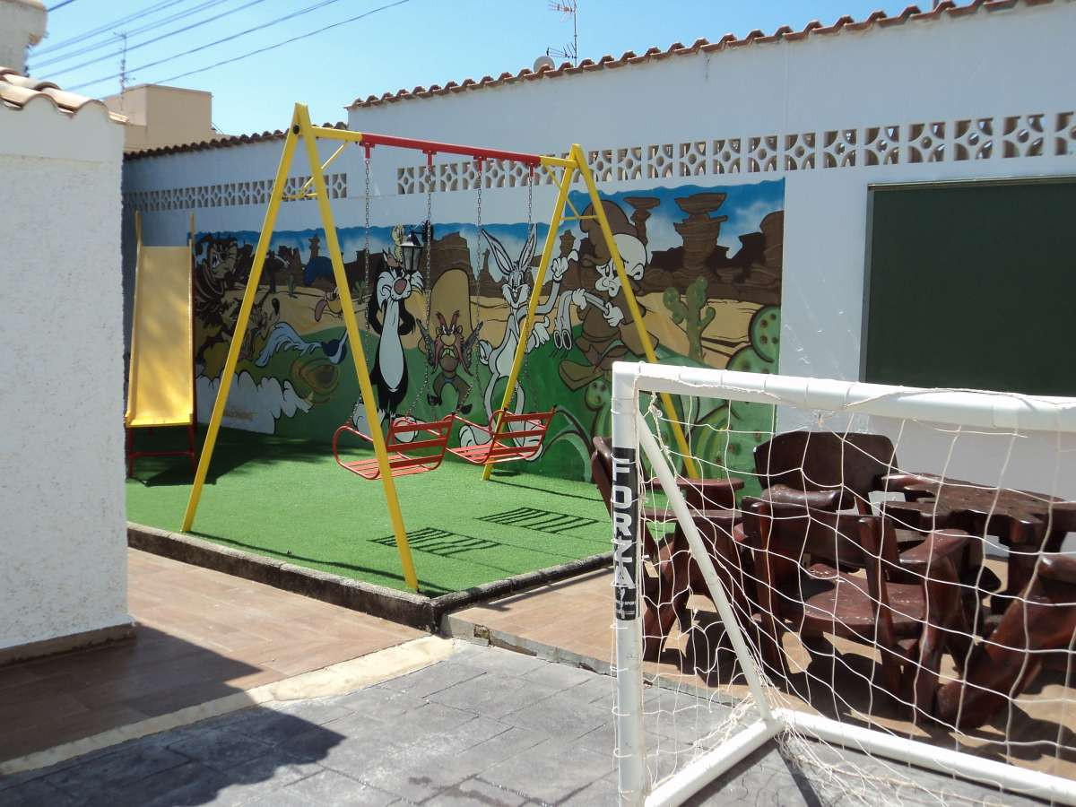 9-Bedroom Detached House in Lomas de Cabo Roig, Orihuela ... - Image 15