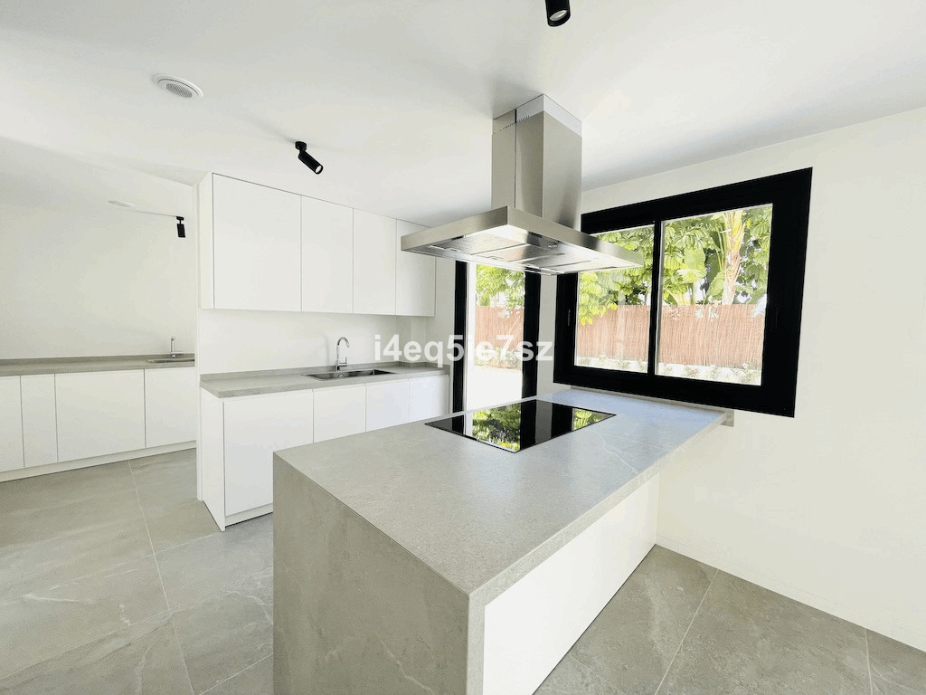 3-Bedroom Detached House in  Javea | Sunny Casas - Costa ... - Image 10