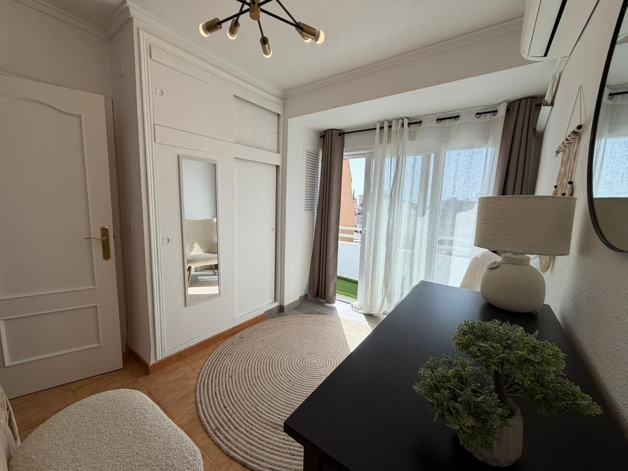 3-Bedroom House in Los Frutales, Torrevieja - Image 10