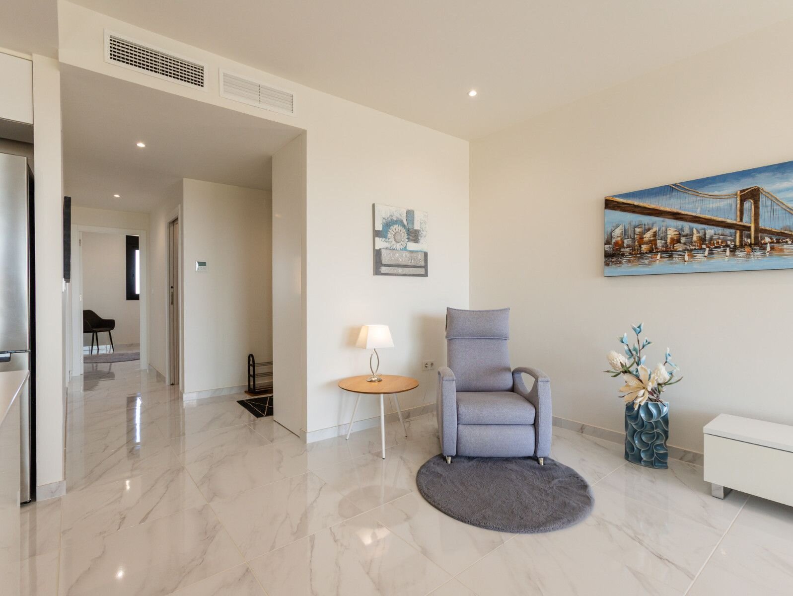 2-Bedroom Apartment in Las Filipinas, Orihuela Costa - Image 10
