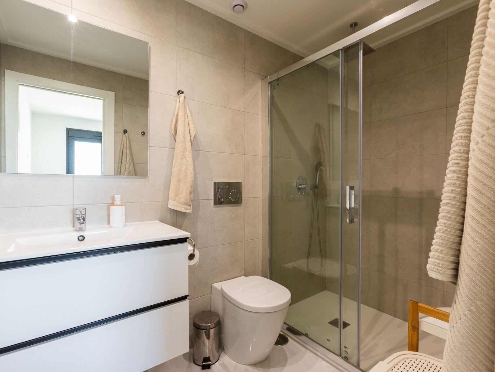 2-Bedroom Apartment in Las Filipinas, Orihuela Costa - Image 17