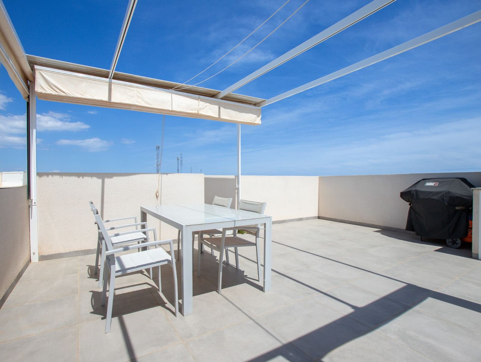 2-Bedroom Apartment in Las Filipinas, Orihuela Costa - Image 25